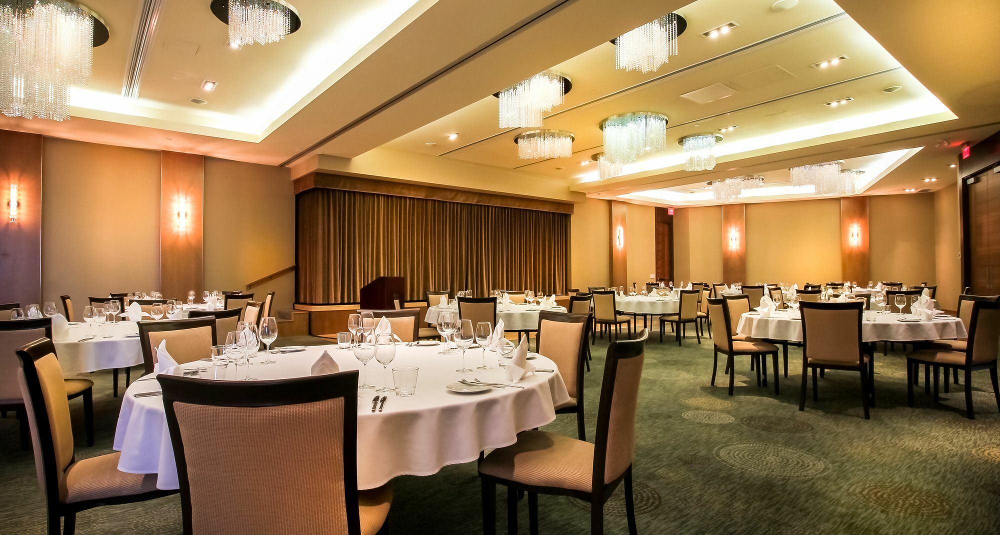 Sparkling Hill Resort And Spa - Adults-Only Resort Vernon Zewnętrze zdjęcie
