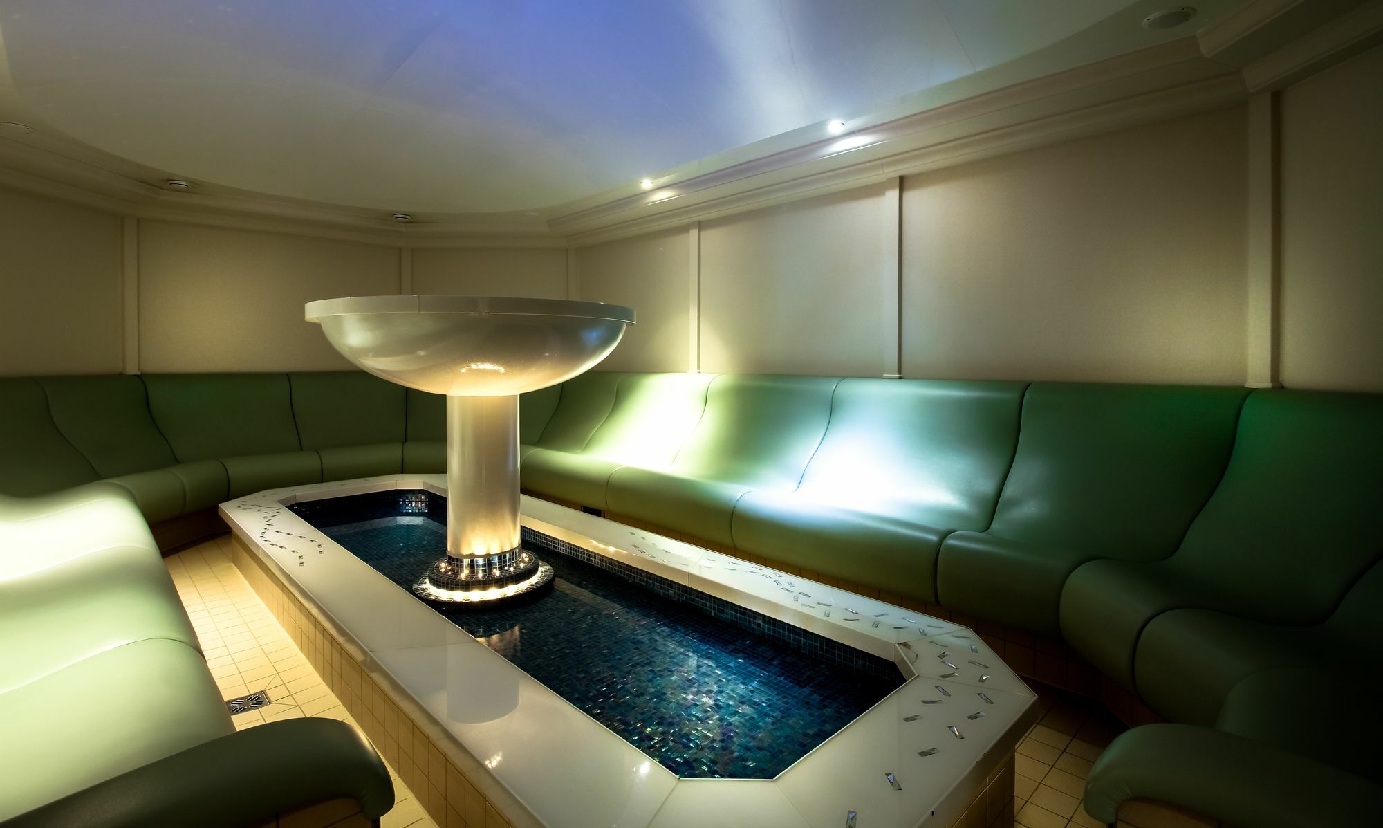 Sparkling Hill Resort And Spa - Adults-Only Resort Vernon Zewnętrze zdjęcie